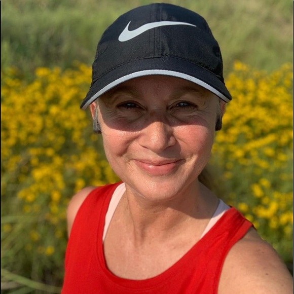 Meet your Posher, Heather - Picture 5 of 5